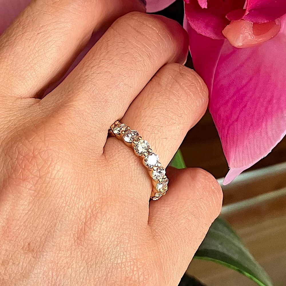 18kt Yellow Gold 3.70ct  Diamond Wedding Eternity Ring - Picture 5 of 10